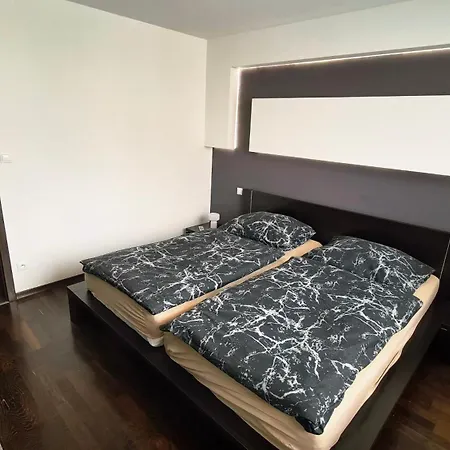 Luxusny Apartmán *